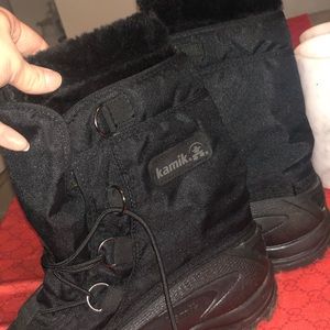 Kamik snow boots